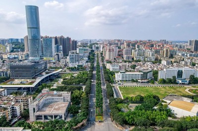 以价换量的地产时代，是谁守住了品质初心？金鹰置业的坚守与探索